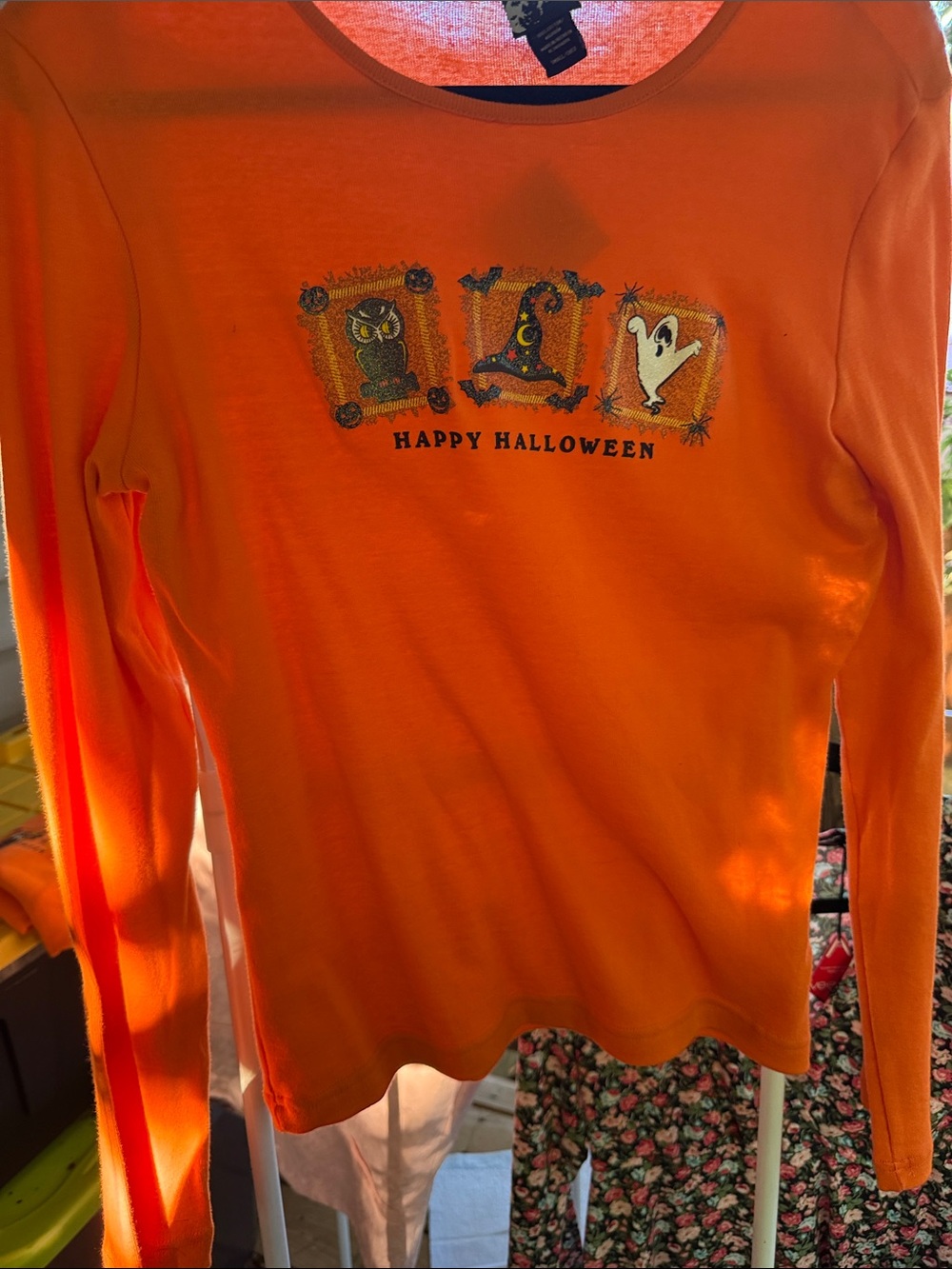 NWT Women’s Small Happy Halloween Long-Sleeve top size small